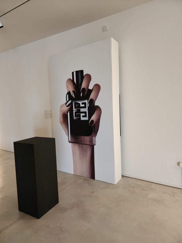 ⁦givenchy⁩ – תמונה ⁦2⁩